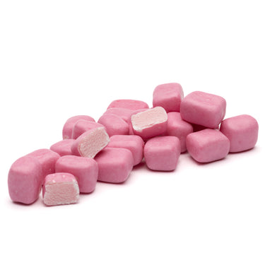 Traškūs braškių skonio karamelės kubeliai „Braškės“, 120 g